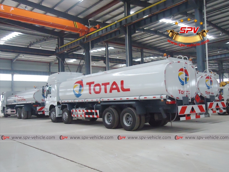 Fuel Tank Truck Sinotruk - HOWO - LB Fuel Tank Truck Sinotruk - HOWO - LB